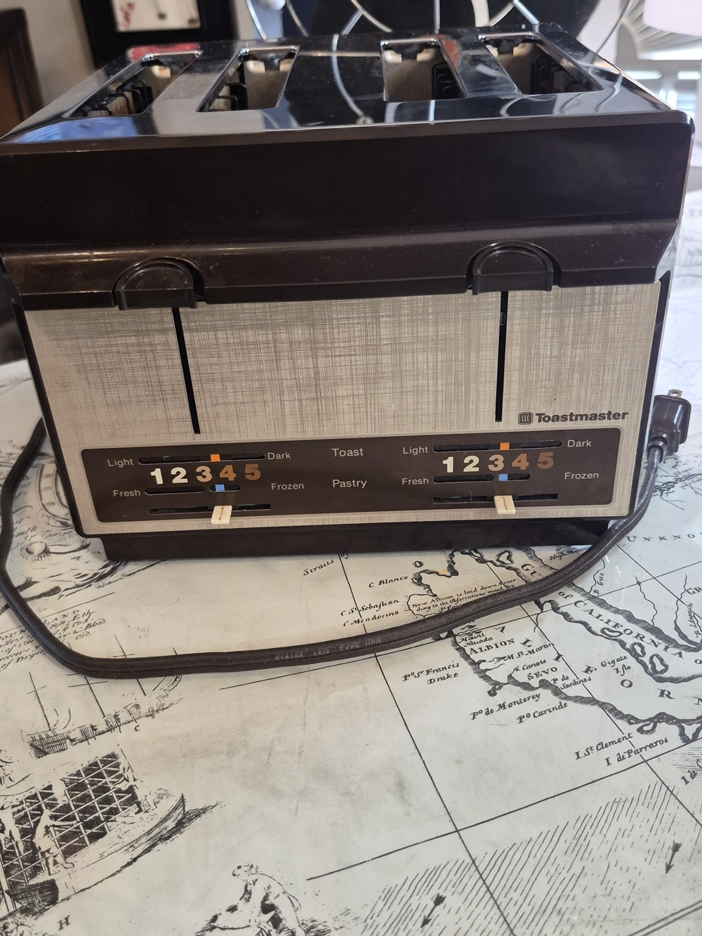 4-Slice TOASTMASTER Toaster VINTAGE works